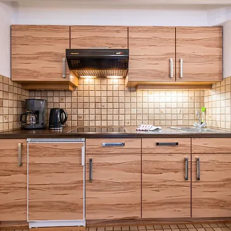 Gaestehaus Kunkelmann Mit Sauna * 호헨스반트