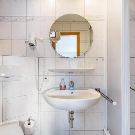 아파트 Gaestehaus Kunkelmann Mit Sauna