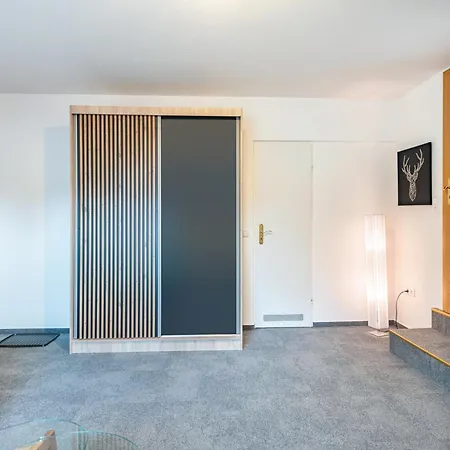 Gaestehaus Kunkelmann Mit Sauna 아파트 호헨스반트