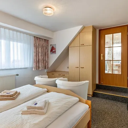 Lägenhet Gaestehaus Kunkelmann Mit Sauna