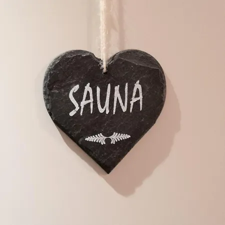 아파트 Gaestehaus Kunkelmann Mit Sauna 호헨스반트